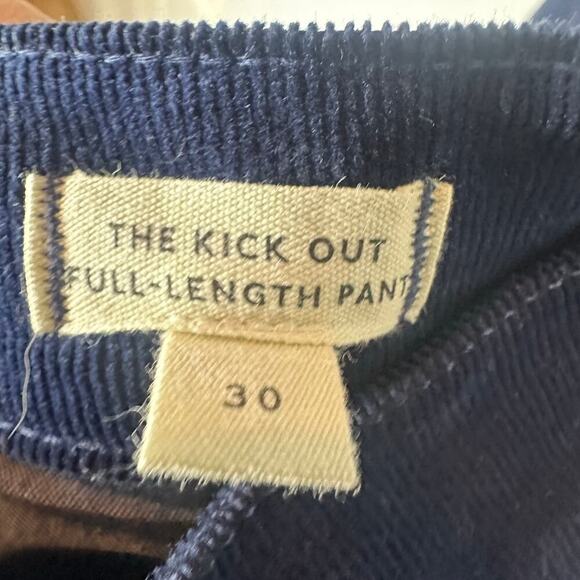 Madewell Kick Out Full-Length Pants in Garment Dye Corduroy in True Midnight - Picture 6 of 8